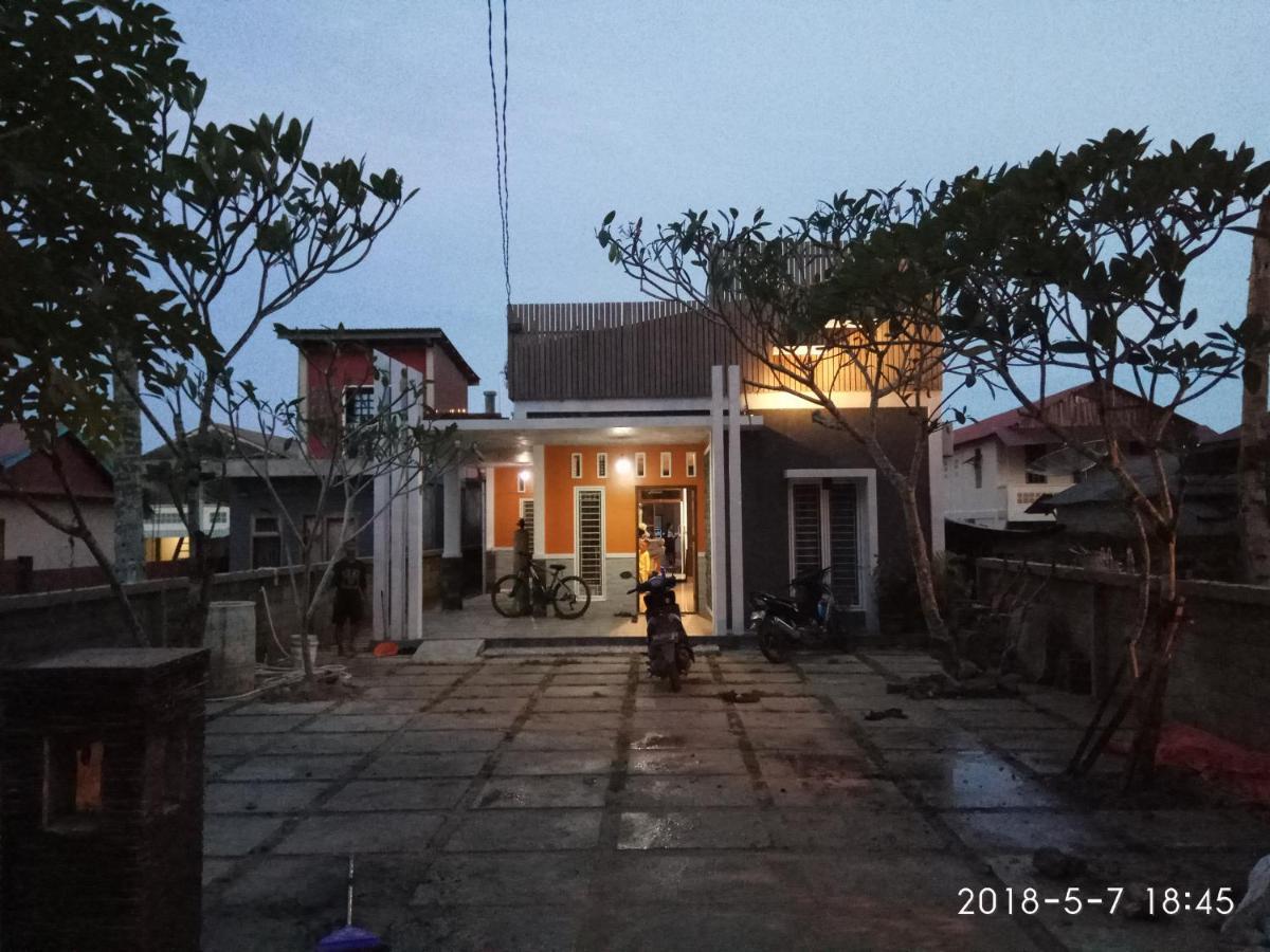 Hotel Oseda Nias Surf House Hilibotodane Zewnętrze zdjęcie