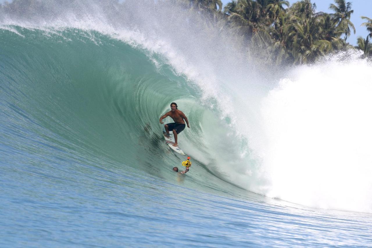 Hotel Oseda Nias Surf House Hilibotodane Zewnętrze zdjęcie