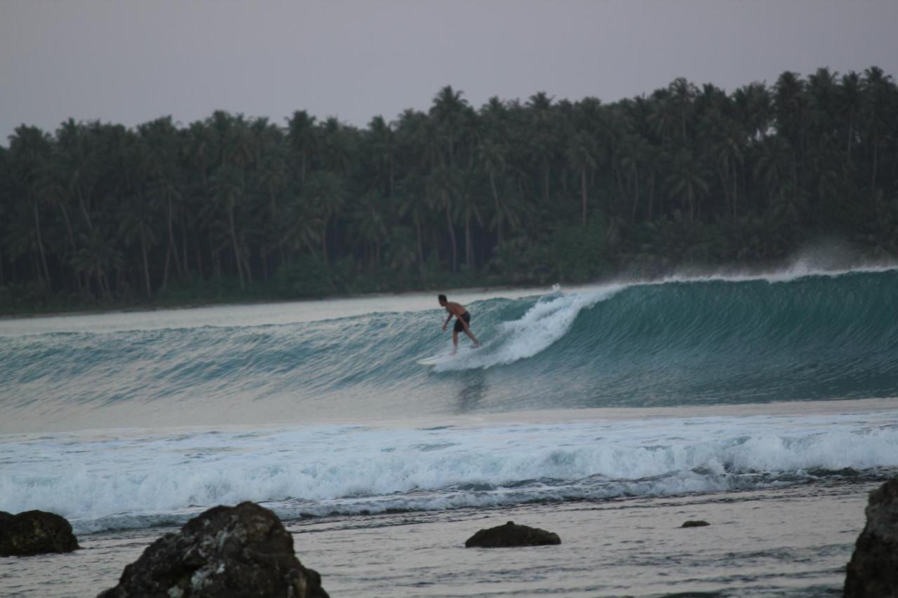 Hotel Oseda Nias Surf House Hilibotodane Zewnętrze zdjęcie